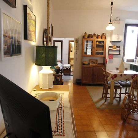 Casa Isma Apartment กัสตีลีโยเน ดิ ออร์ชา ภายนอก รูปภาพ