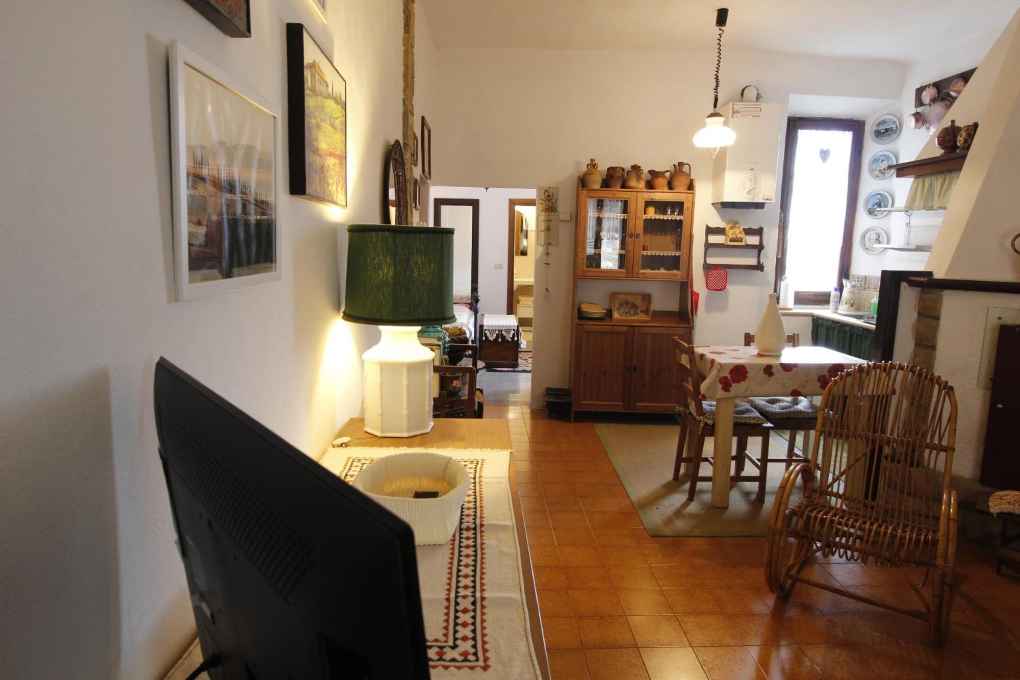 Casa Isma Apartment กัสตีลีโยเน ดิ ออร์ชา ภายนอก รูปภาพ