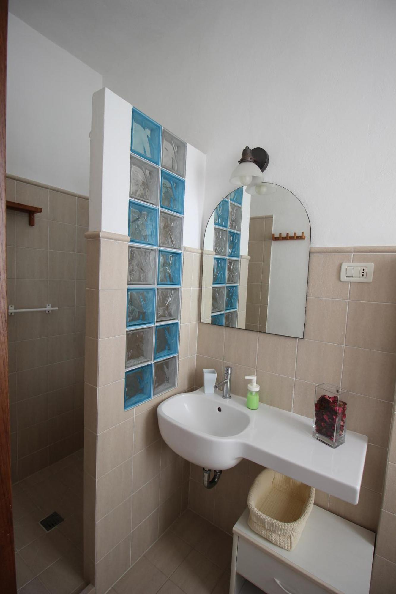 Casa Isma Apartment กัสตีลีโยเน ดิ ออร์ชา ภายนอก รูปภาพ