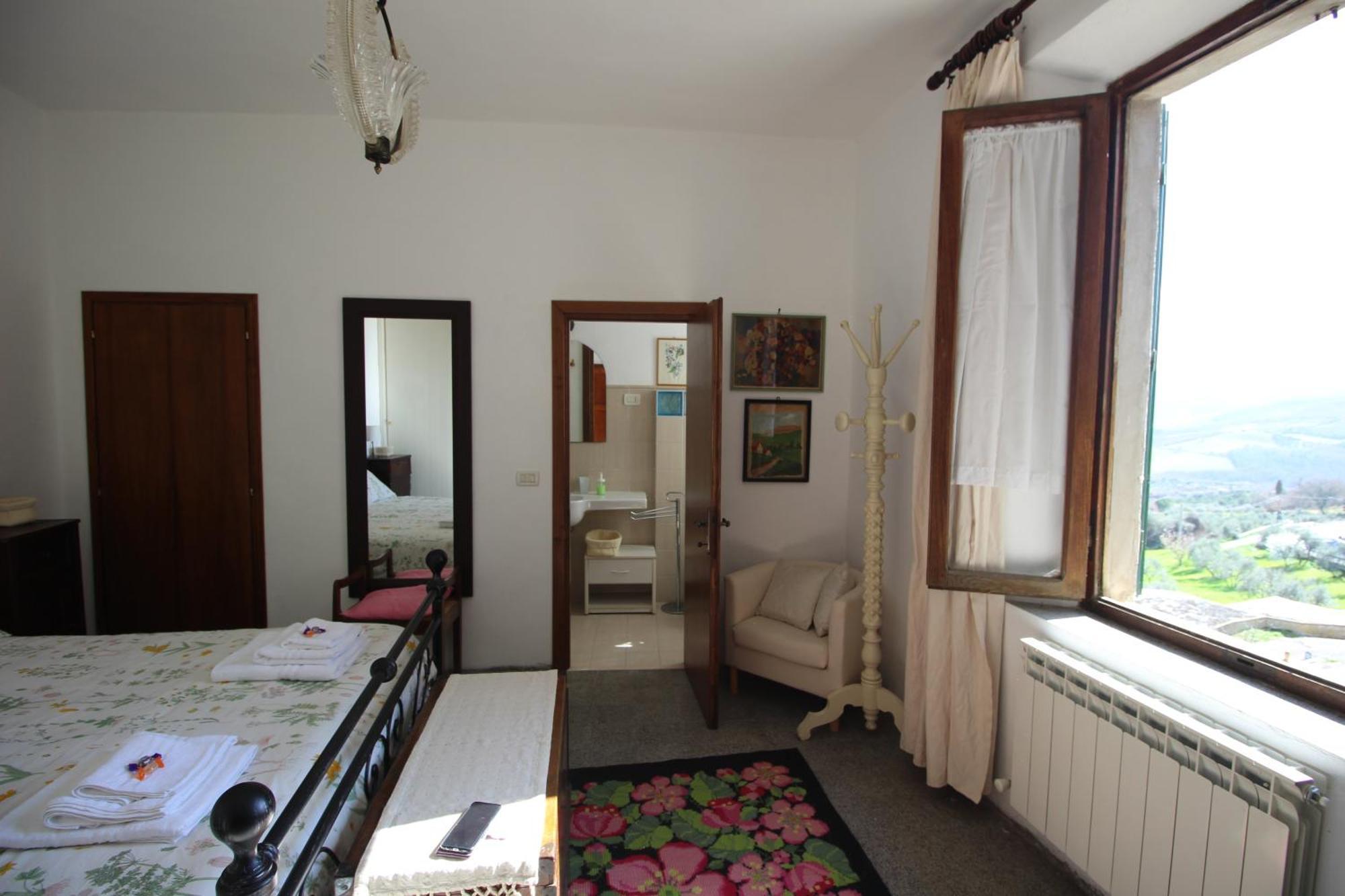 Casa Isma Apartment กัสตีลีโยเน ดิ ออร์ชา ภายนอก รูปภาพ